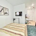 New Dtla Apartment W/Private Parking
